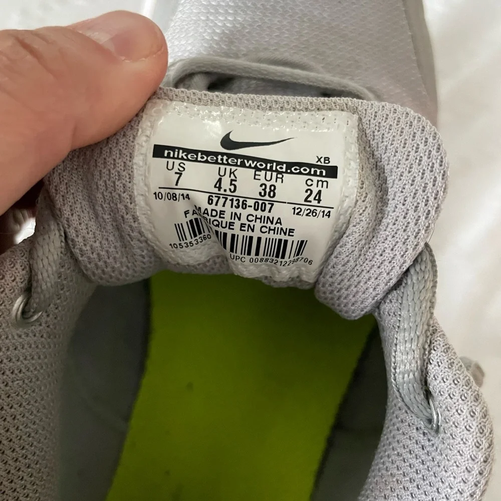 Nike Orive Gray Silver White Running Shoes Athletic Womens Size 7